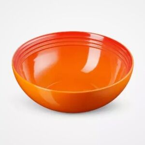 Le Creuset 2.2L/ 24cm Serving Bowl Flame Brand New